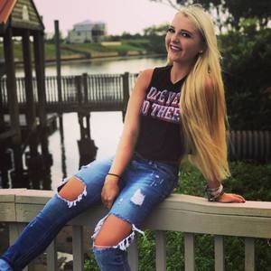 Meet your Posher, Anna-austin